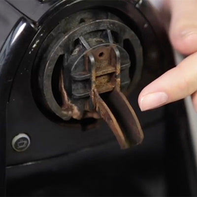 Mould & bacteria in your Nespresso machine: How to clean it properly